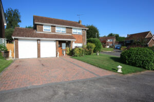 Spa Close, Highworth