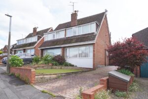Folly Crescent, Highworth