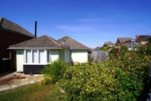 Grove Hill, Highworth